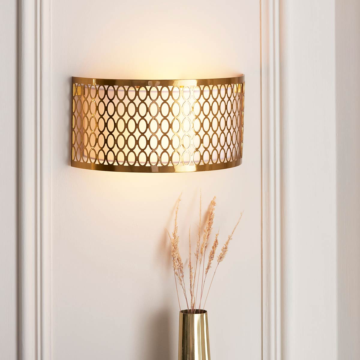Cordero Curved 2 Light Wall Light in Gold Finish