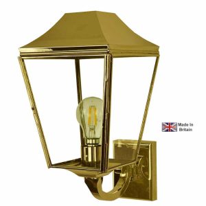 Knightsbridge 1 light handmade outdoor wall lantern in solid brass, shown polished