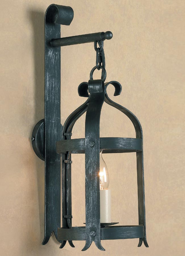 Impex Smithbrook Villa Large Antique Black Gothic Wall Lantern