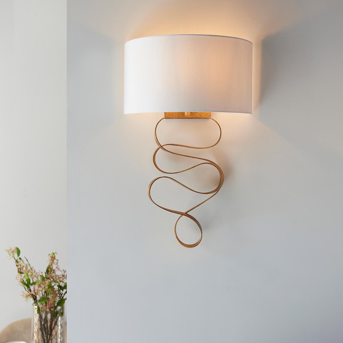 Contemporary 1 Light Gold Leaf Ribbon Wall Light Ivory Cotton Shade